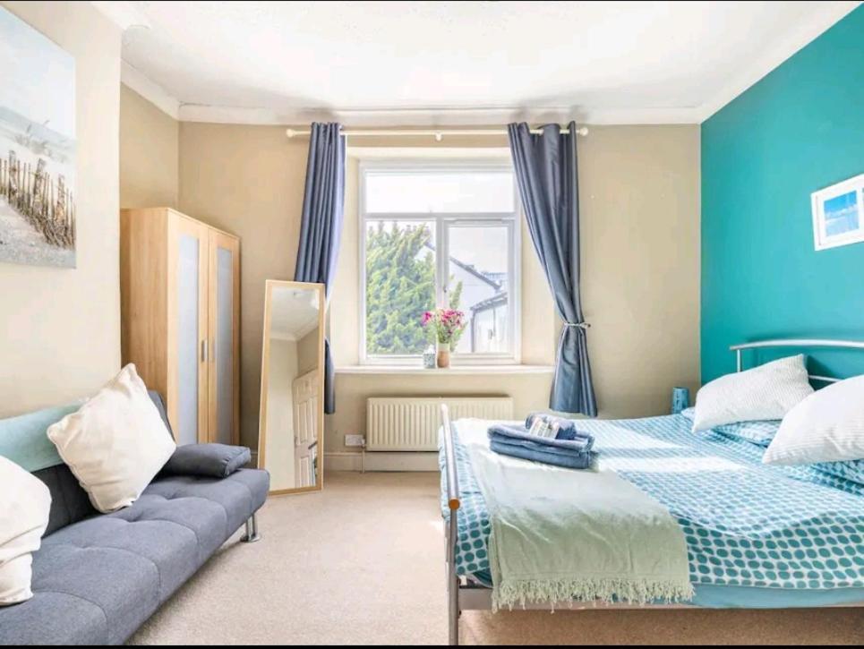 The Mews - Less Than 1Km To City Centre - Stadium - Castle - 10 Min Walk Cardiff Extérieur photo