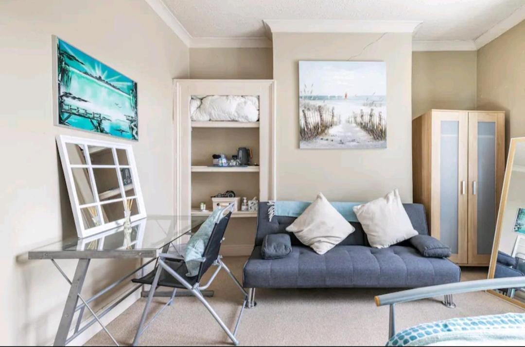 The Mews - Less Than 1Km To City Centre - Stadium - Castle - 10 Min Walk Cardiff Extérieur photo